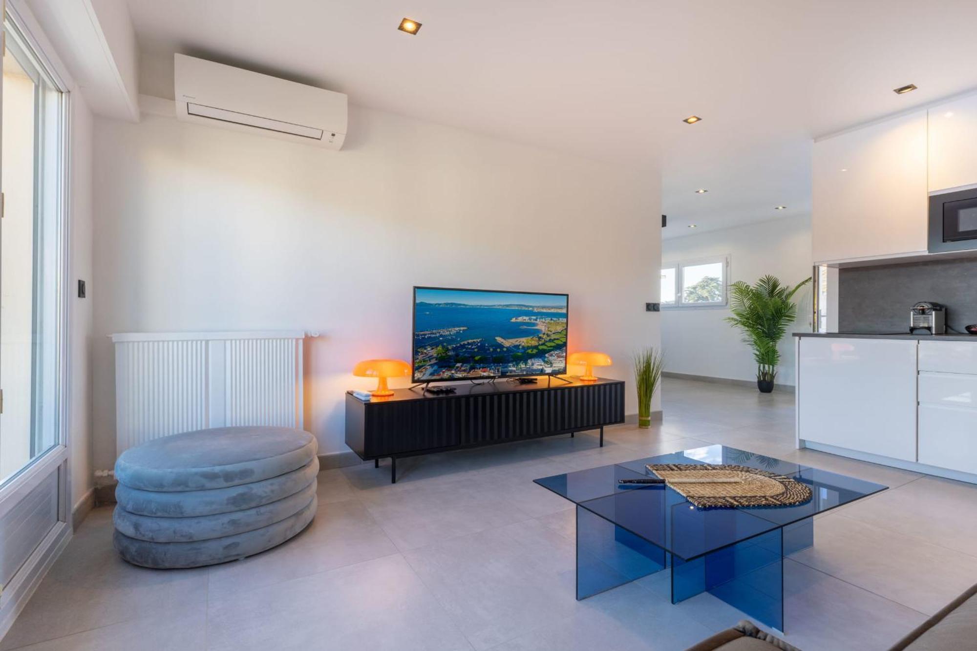 Apartamento 06az - With Terrace - 10min From Palais *